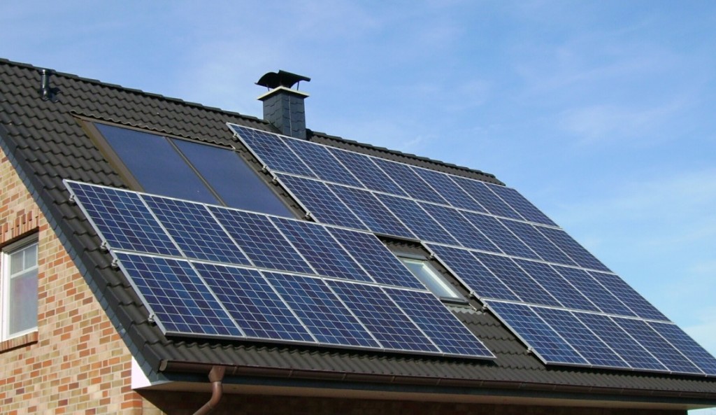 Why Are People Not Installing Solar Panels On Their Rooftop? They Have Some Valid Reasons