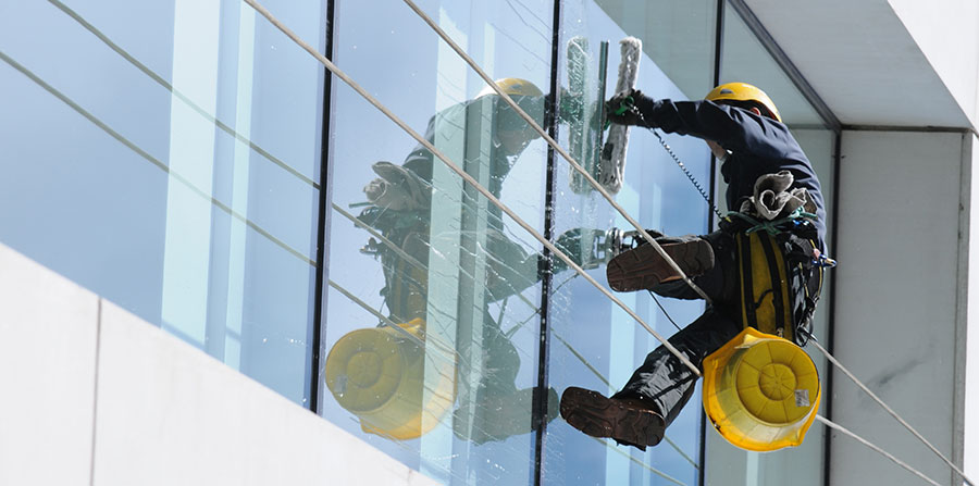 Select The Best Office Window Cleaners With These Tips