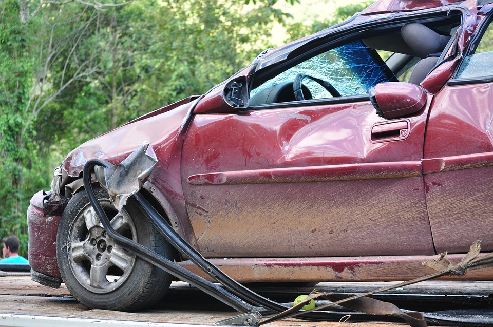 10 Steps That You Need to Follow If You Are in a Car Accident