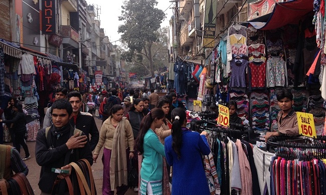 sarojni-nagar-market