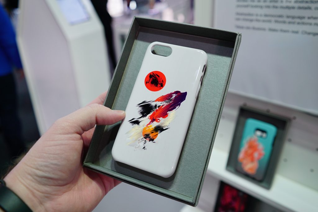 Top 4 Tips To Select The Best Customized Mobile Cases