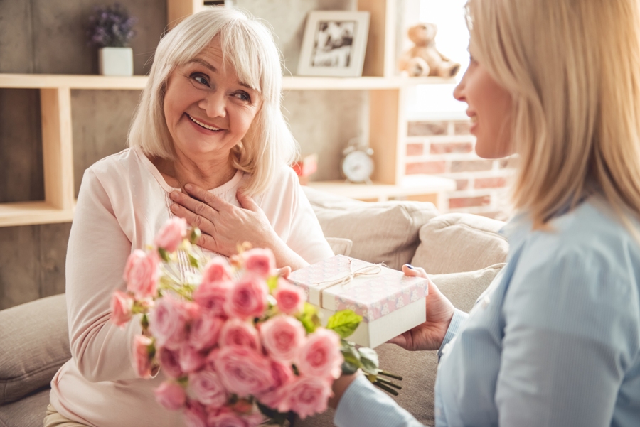 How You Can Make Every Occasion Joyous With The Gift Of Flowers